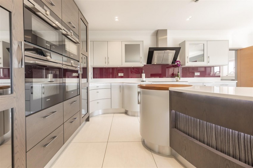 Images for Bower Hill, Epping