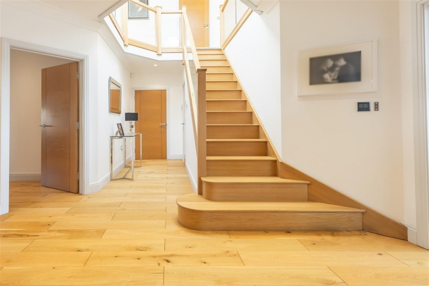 Images for Bower Hill, Epping
