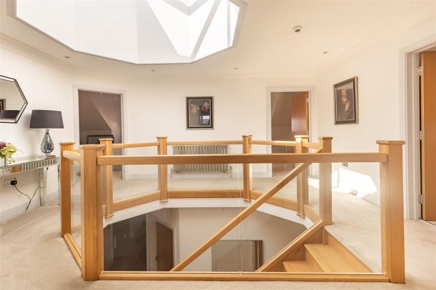 Images for Bower Hill, Epping