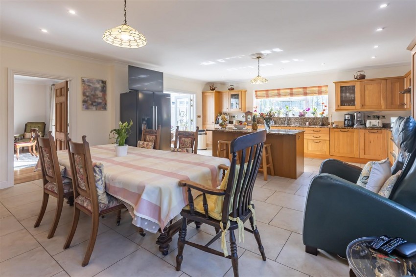 Images for Loughton Lane, Theydon Bois