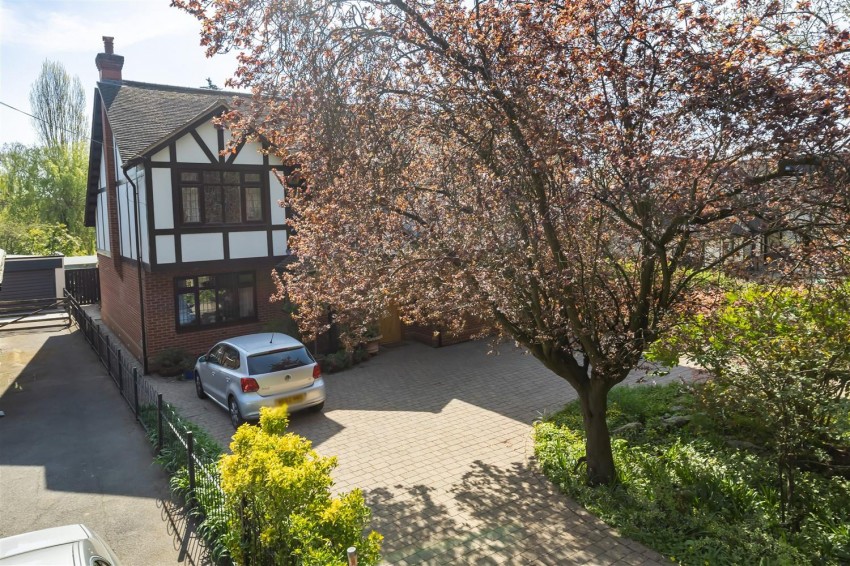 Images for Loughton Lane, Theydon Bois