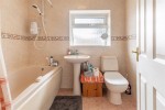 Images for Centre Drive, Epping