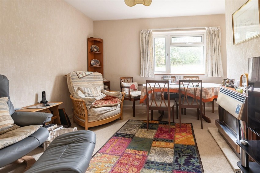 Images for Centre Drive, Epping