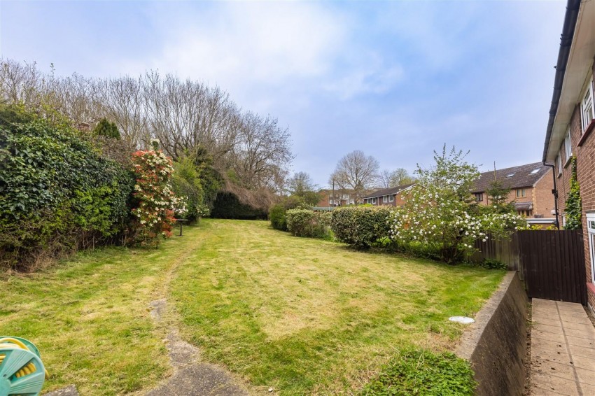 Images for Centre Drive, Epping