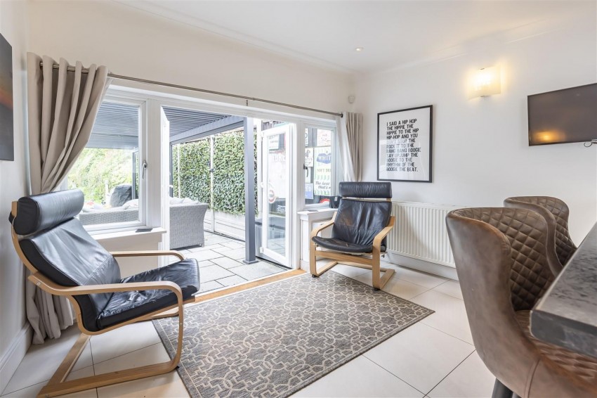 Images for New Farm Drive, Abridge