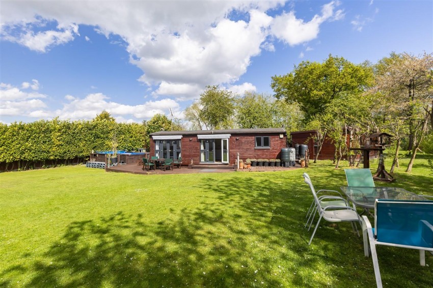 Images for New Farm Drive, Abridge