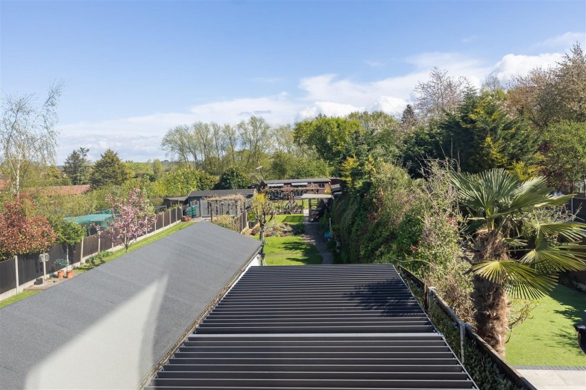 Images for New Farm Drive, Abridge