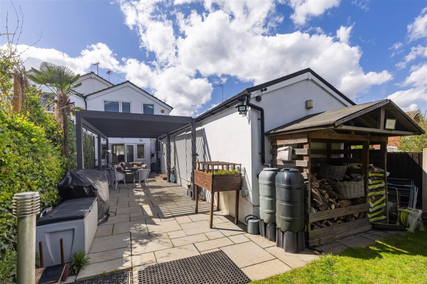 Images for New Farm Drive, Abridge