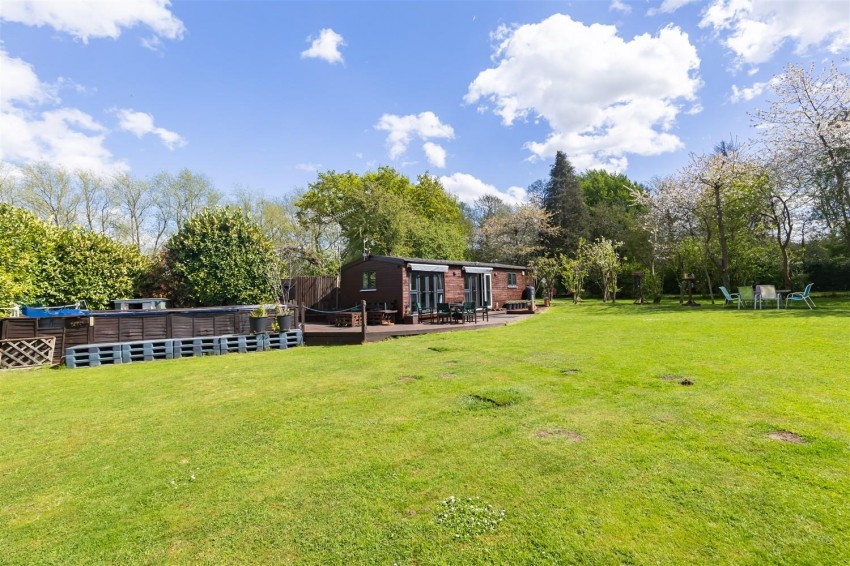Images for New Farm Drive, Abridge