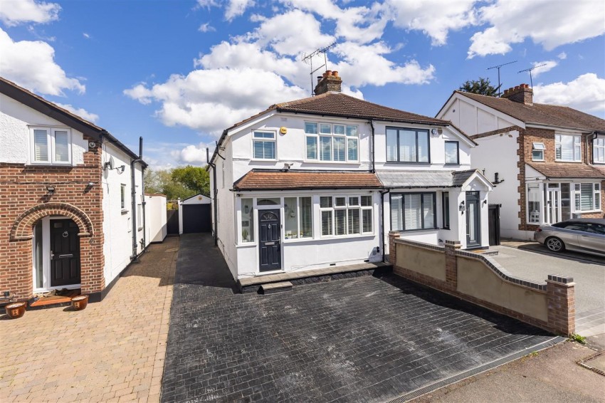 Images for New Farm Drive, Abridge