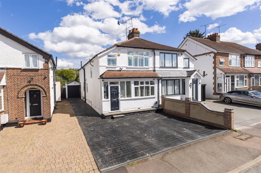Images for New Farm Drive, Abridge