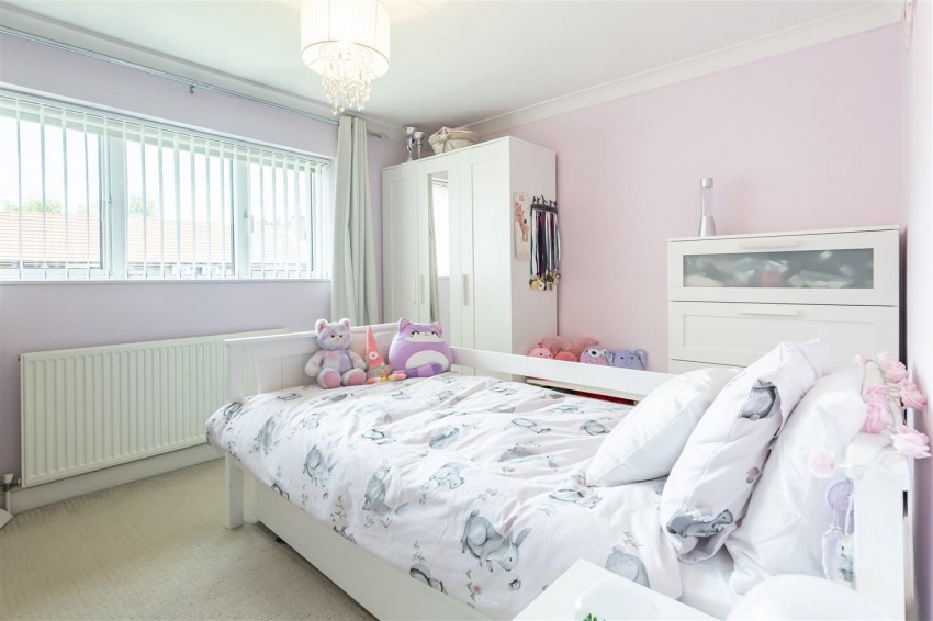 Images for Lincolns Field, Epping