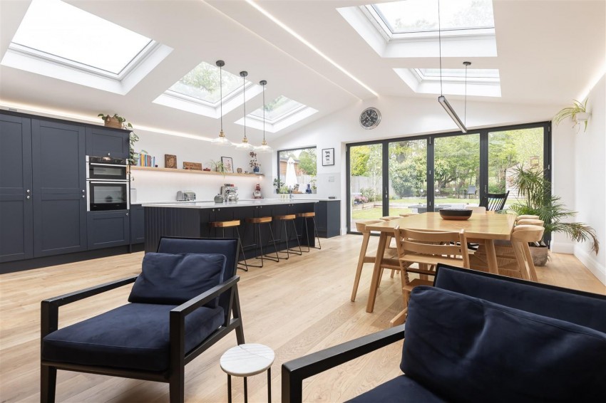 Images for Woodland Way, Theydon Bois, Epping