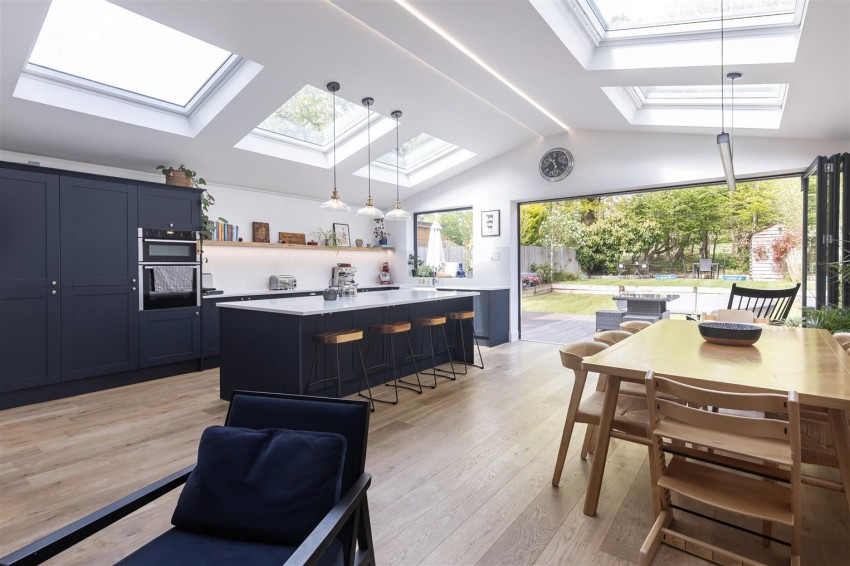 Images for Woodland Way, Theydon Bois, Epping