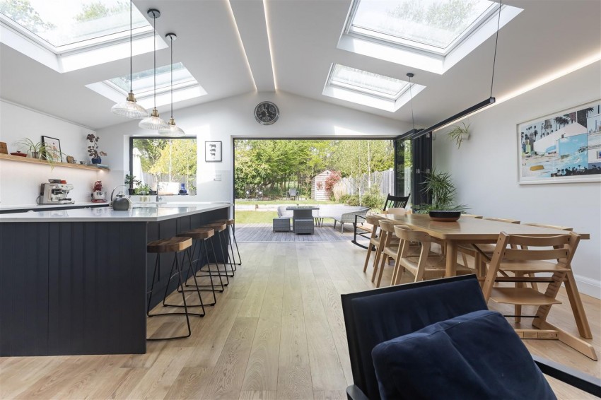 Images for Woodland Way, Theydon Bois, Epping