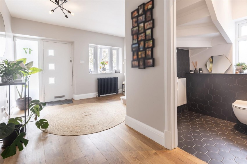 Images for Woodland Way, Theydon Bois, Epping