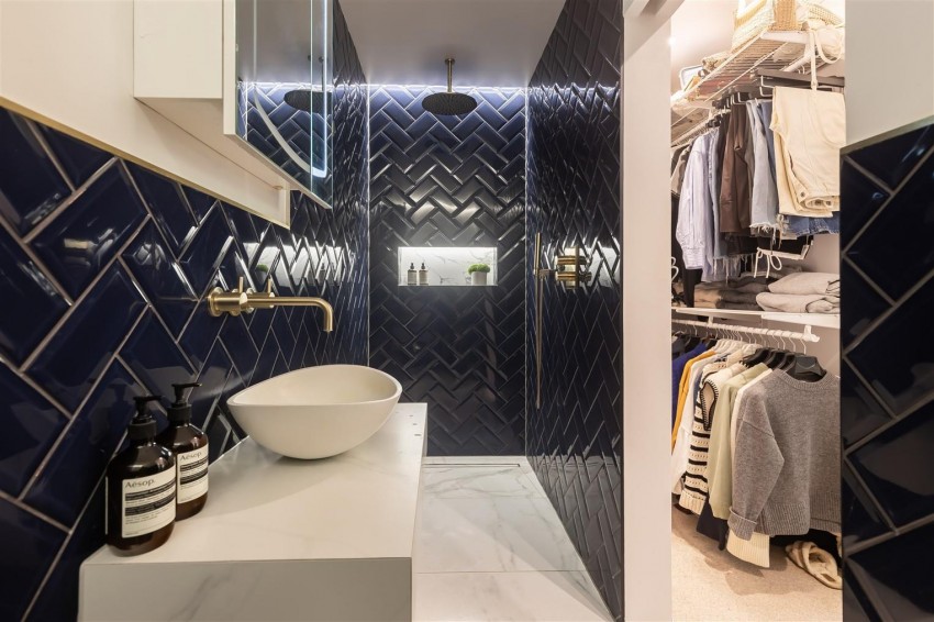 Images for Woodland Way, Theydon Bois, Epping