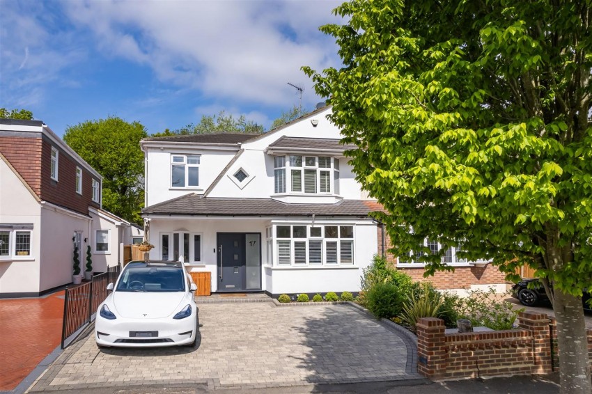 Images for Woodland Way, Theydon Bois, Epping