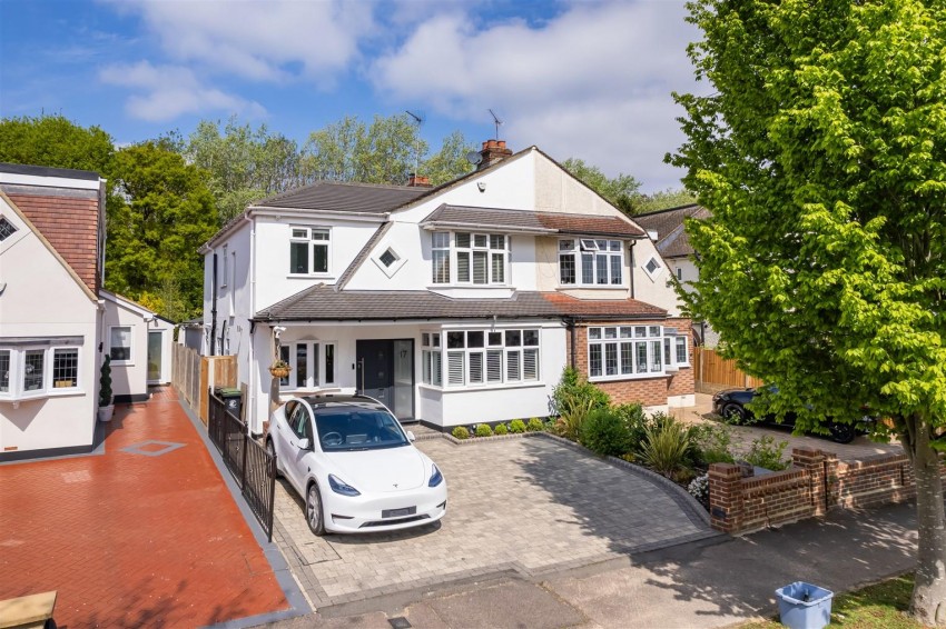 Images for Woodland Way, Theydon Bois, Epping