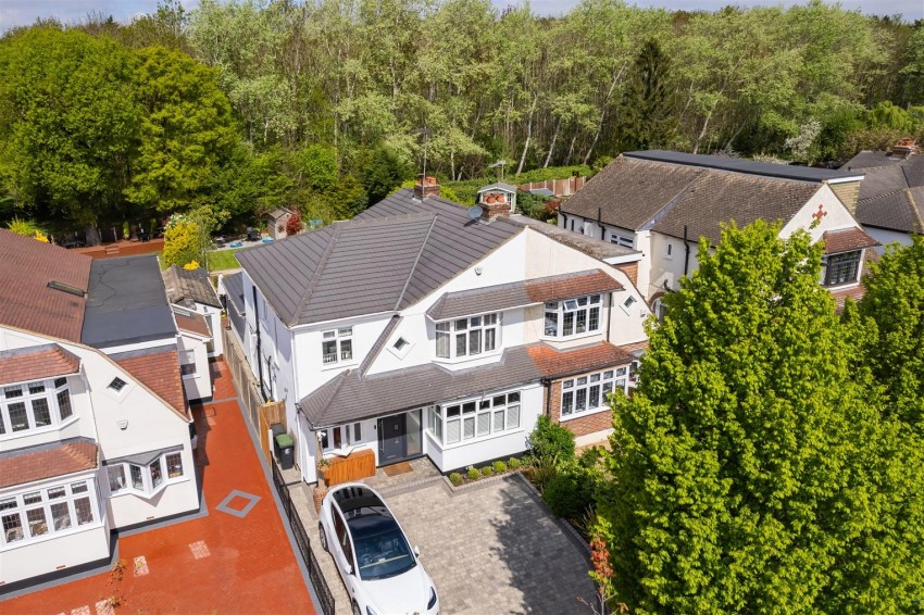 Images for Woodland Way, Theydon Bois, Epping