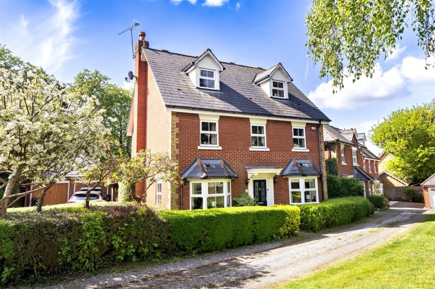 Images for Oakland Place, Buckhurst Hill