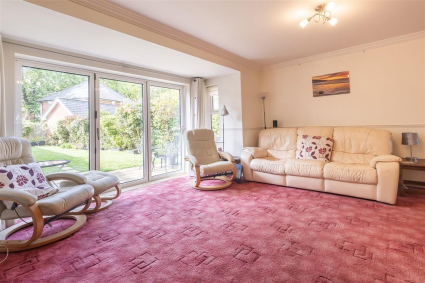 Images for Oakland Place, Buckhurst Hill