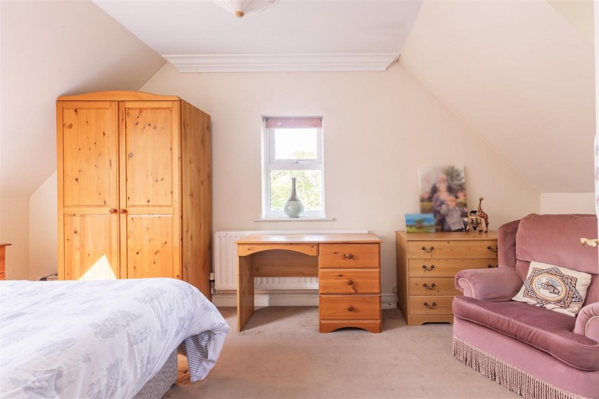 Images for Oakland Place, Buckhurst Hill