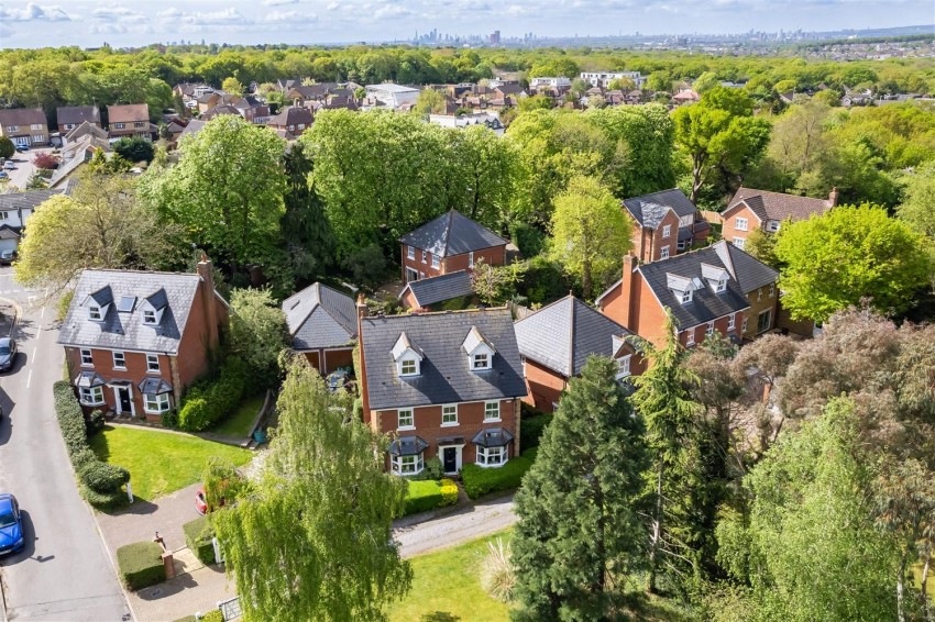 Images for Oakland Place, Buckhurst Hill