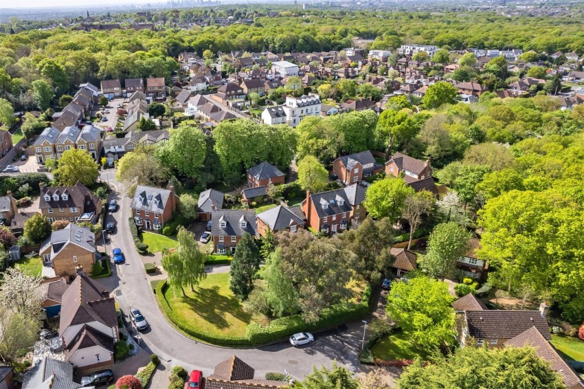 Images for Oakland Place, Buckhurst Hill