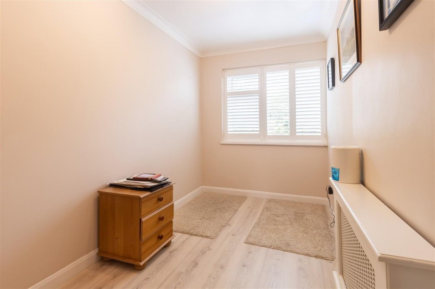 Images for Highfield Green, Epping