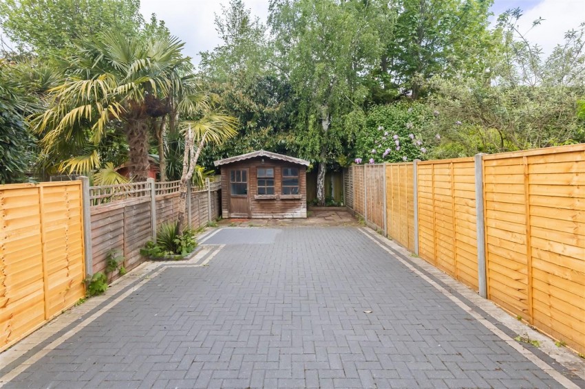 Images for Highfield Green, Epping