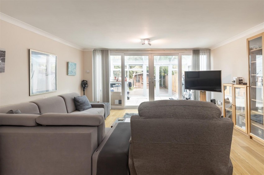 Images for Highfield Green, Epping