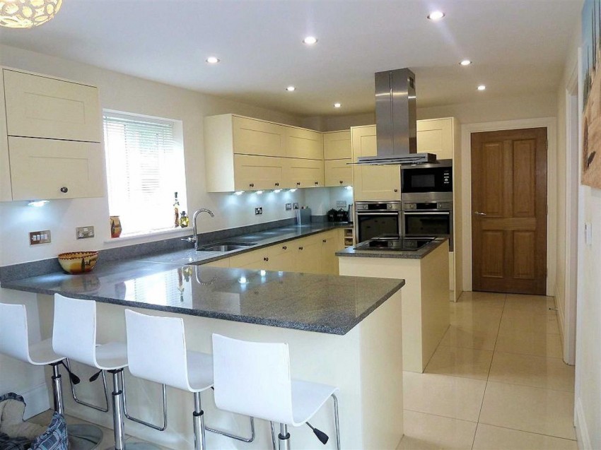 Images for Boleyn Row, Epping