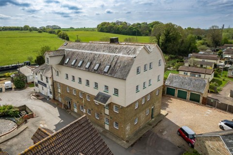 View Full Details for The Millhouse, Roydon Mill, Roydon