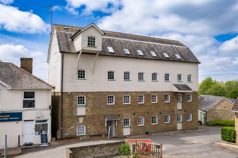 The Millhouse, Roydon Mill, Roydon