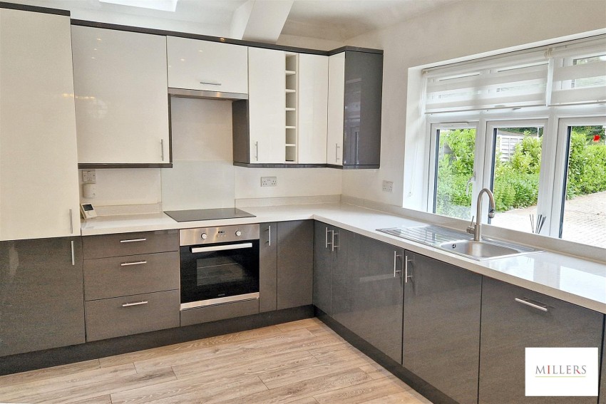 Images for Greenside, Theydon Bois