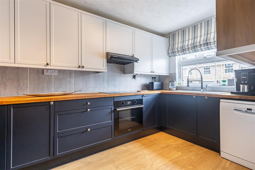 Images for Theydon Grove, Epping
