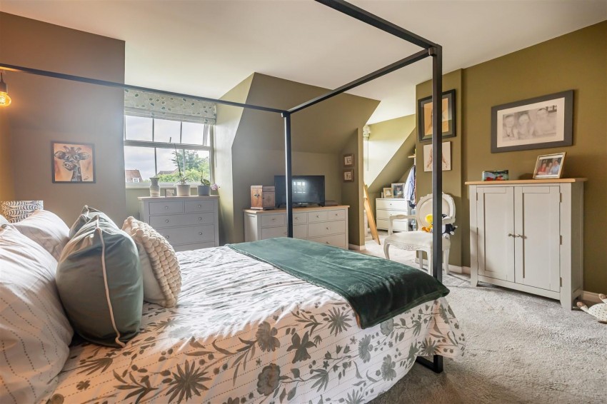 Images for Theydon Grove, Epping