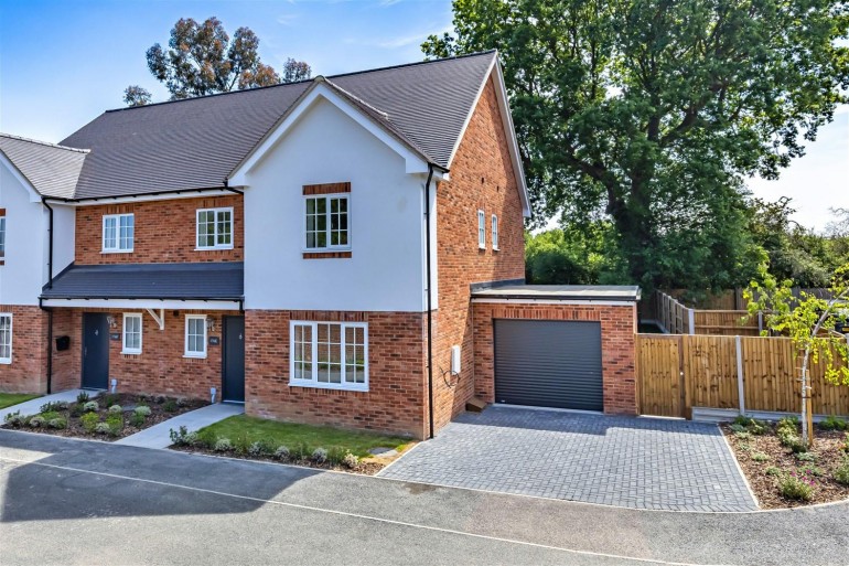 Honey Lane, Waltham Abbey
