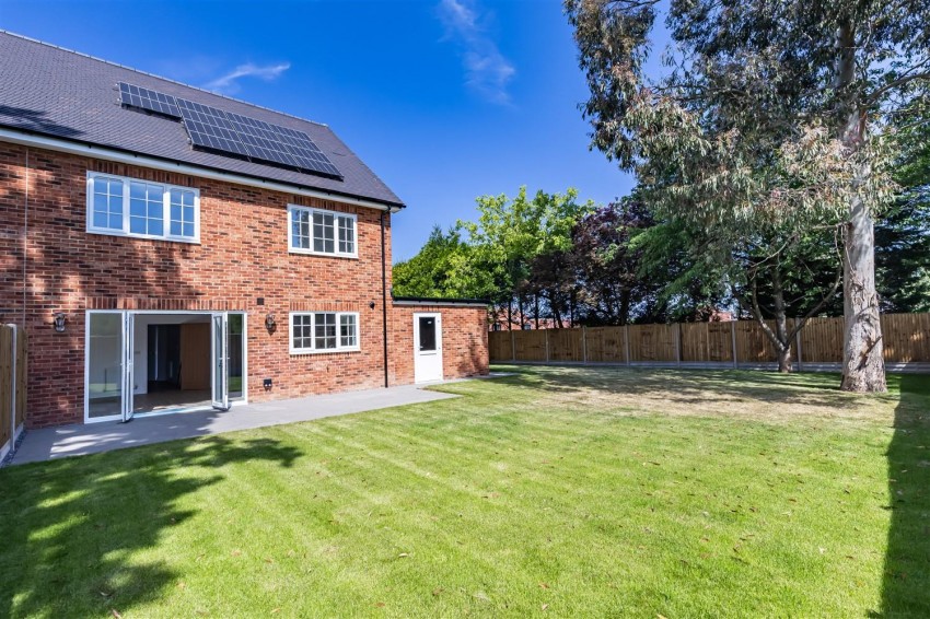 Images for Honey Lane, Waltham Abbey