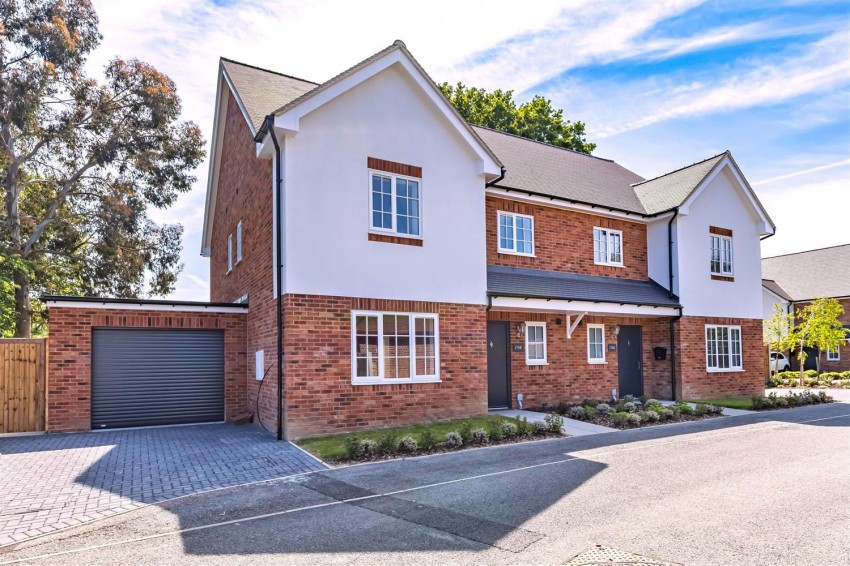 Images for Honey Lane, Waltham Abbey