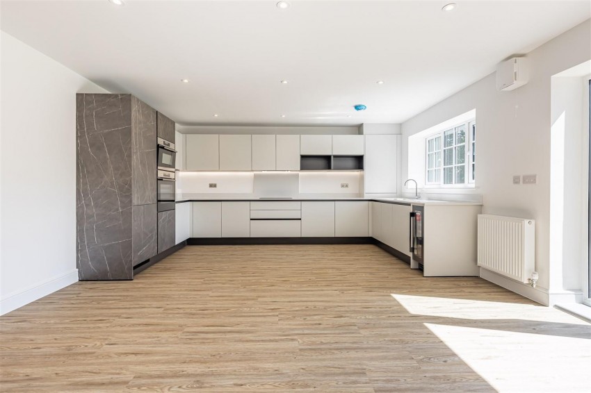 Images for Honey Lane, Waltham Abbey
