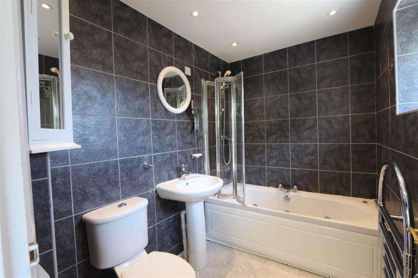 Images for Woodland Way, Ongar