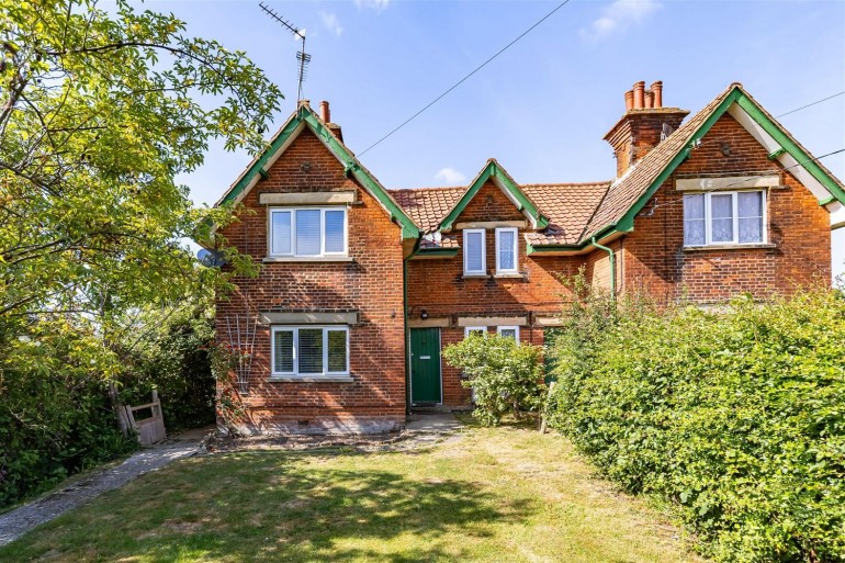 Stewards Green Road, Epping