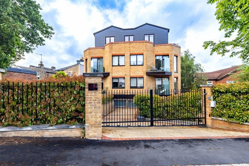 Images for Palmerston Road, Buckhurst Hill