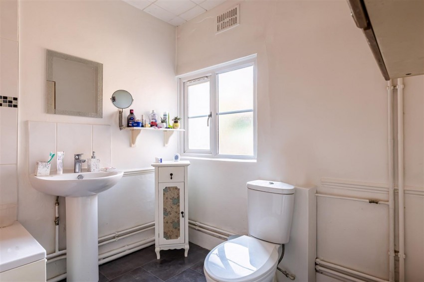 Images for Stewards Green Road, Epping