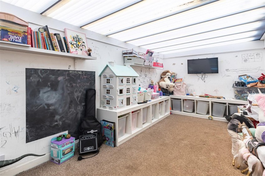 Images for Beaconfield Road, Epping