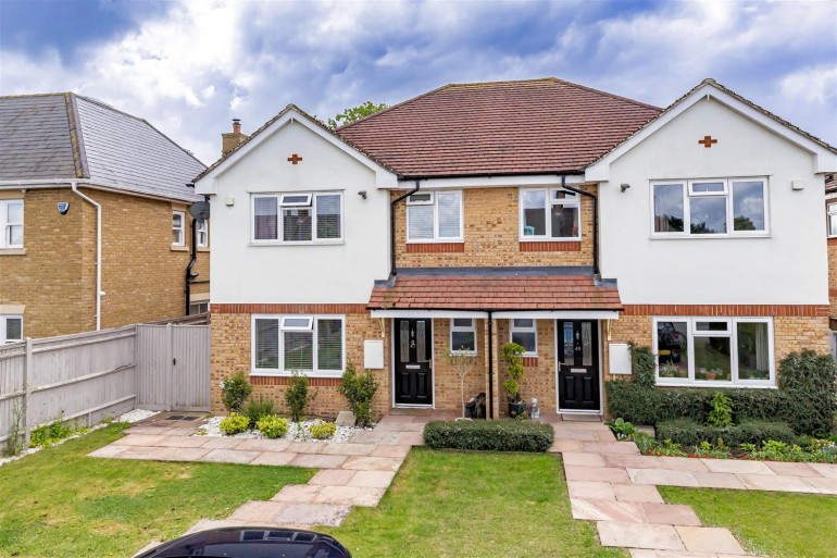 Upland Road, Thornwood