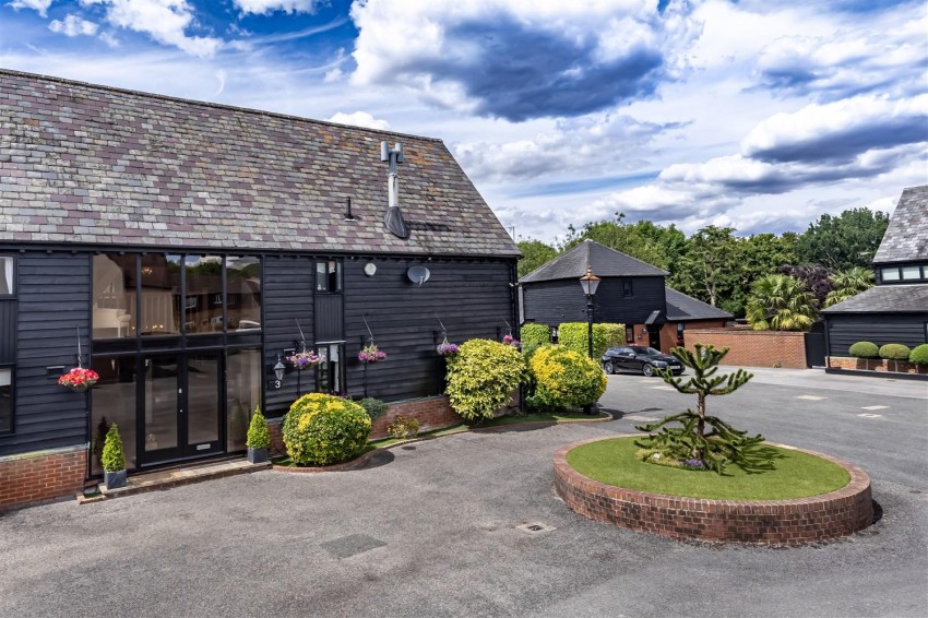 Images for Barns Court, Harlow