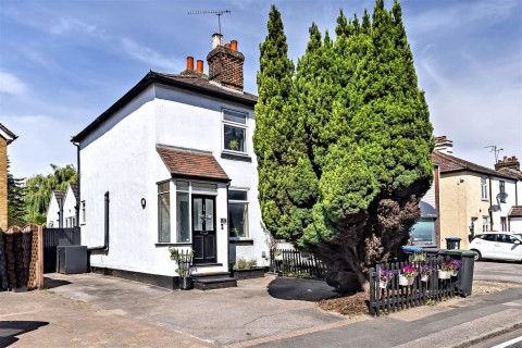 View Full Details for Woodfield Terrace, Thornwood